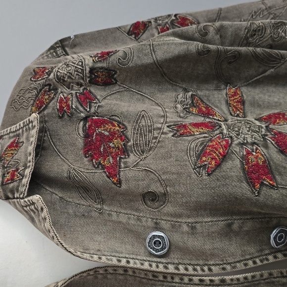 Vintage Chico's Design Green Floral Embroidered Jean Jacket Size Large - Picture 2 of 6